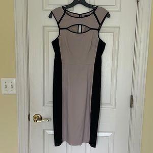 BCBG keyhole cutout dress. Size 6